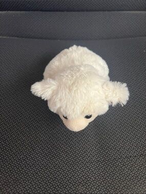 Plush Cream Lamb Small Pet Toy - Soft Cuddly Companion